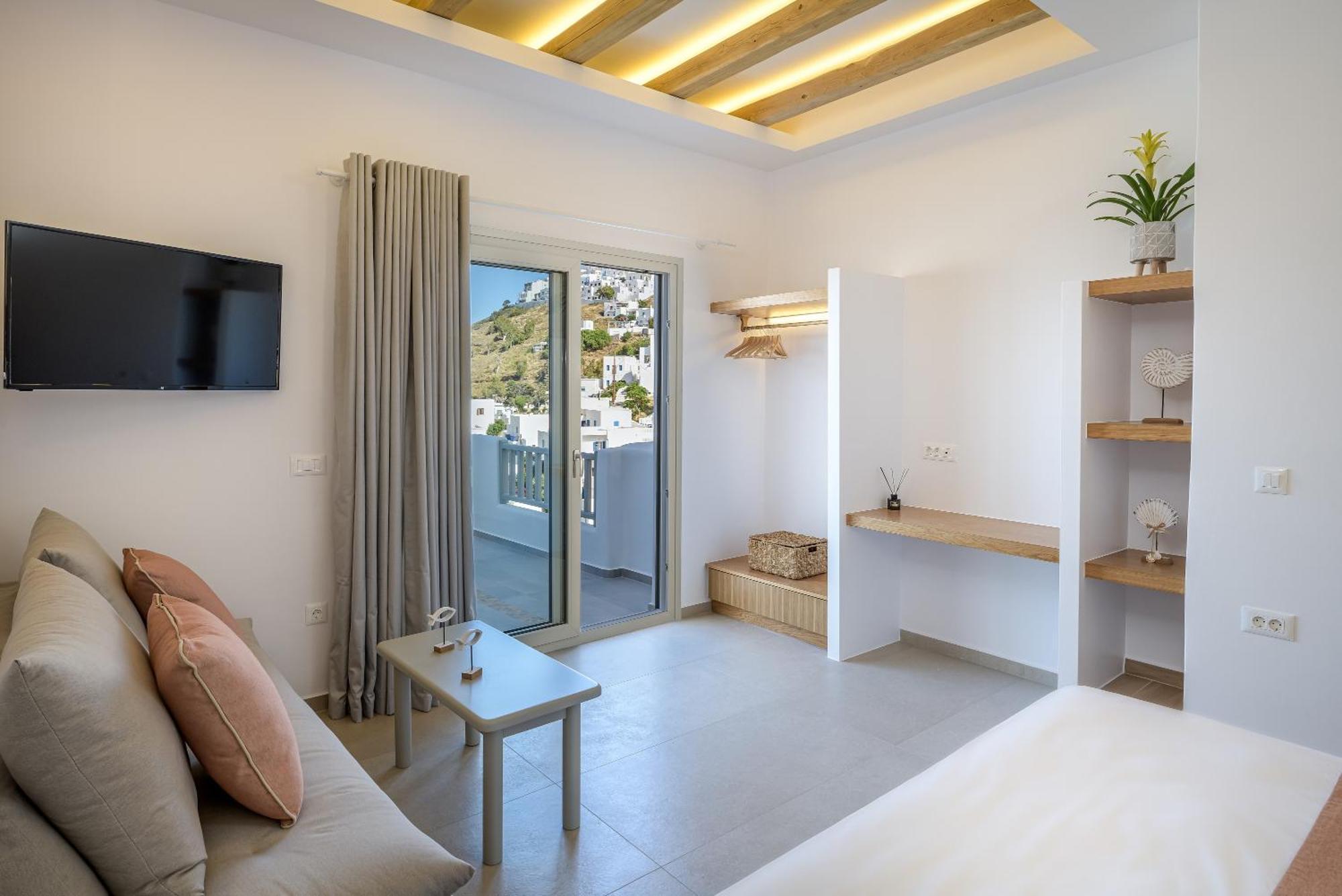 Vivere luxury suites Pera Gyalos Extérieur photo
