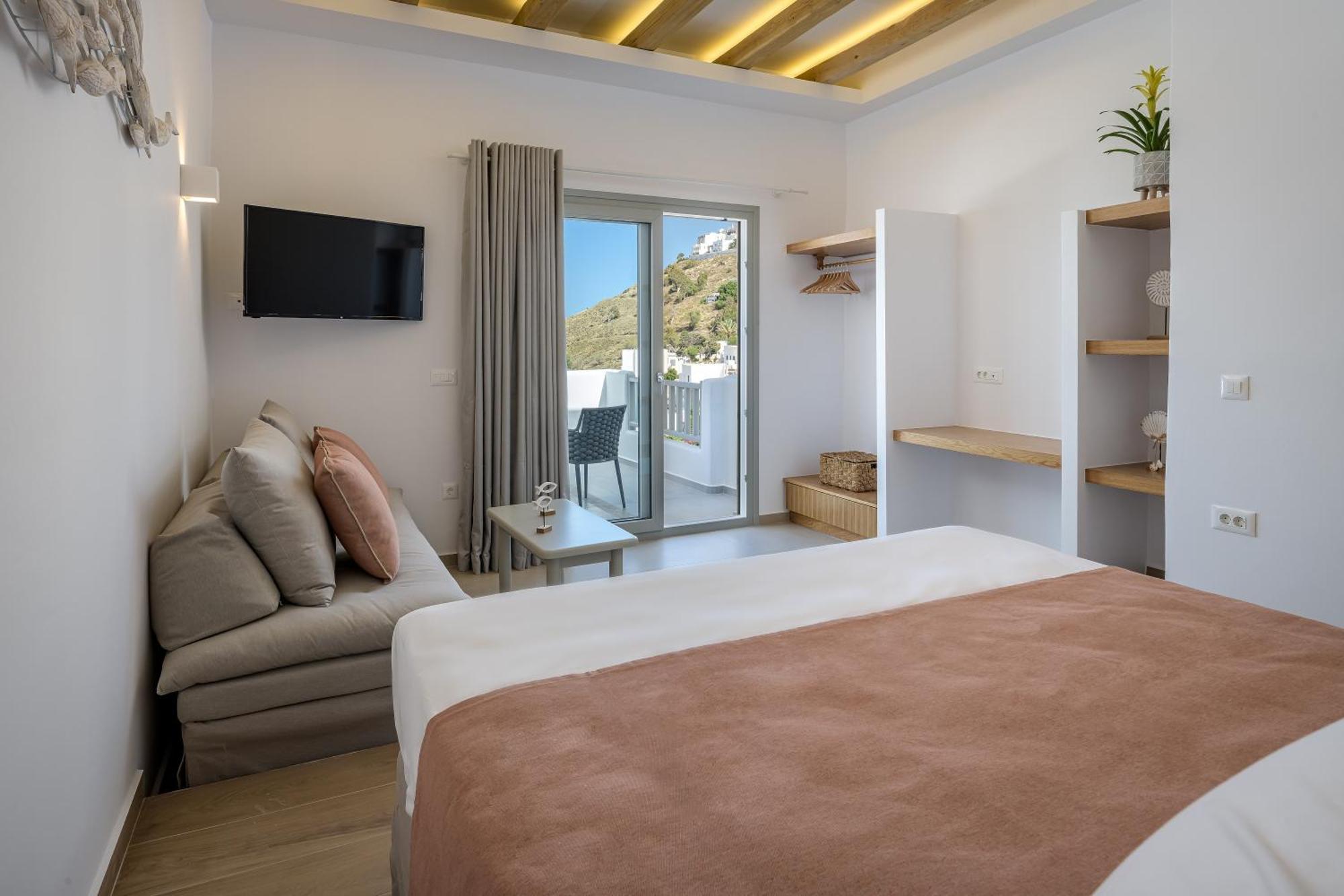 Vivere luxury suites Pera Gyalos Extérieur photo